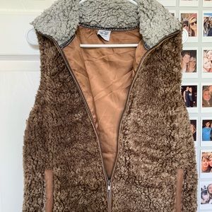 Grey and brown Sherpa katydid vest